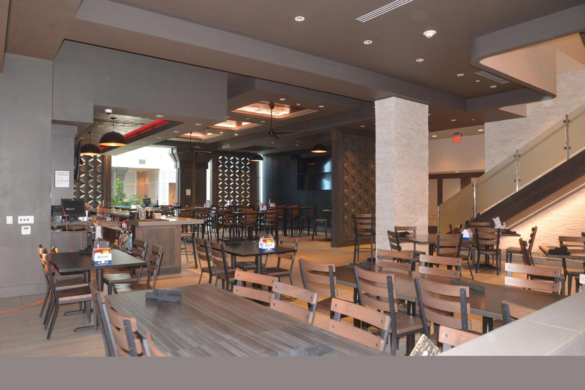 Embassy Suites By Hilton Kansas City Олэт Экстерьер фото